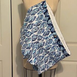 COPY - LILLY PULITZER Buttercup Stretch Shorts/ XL